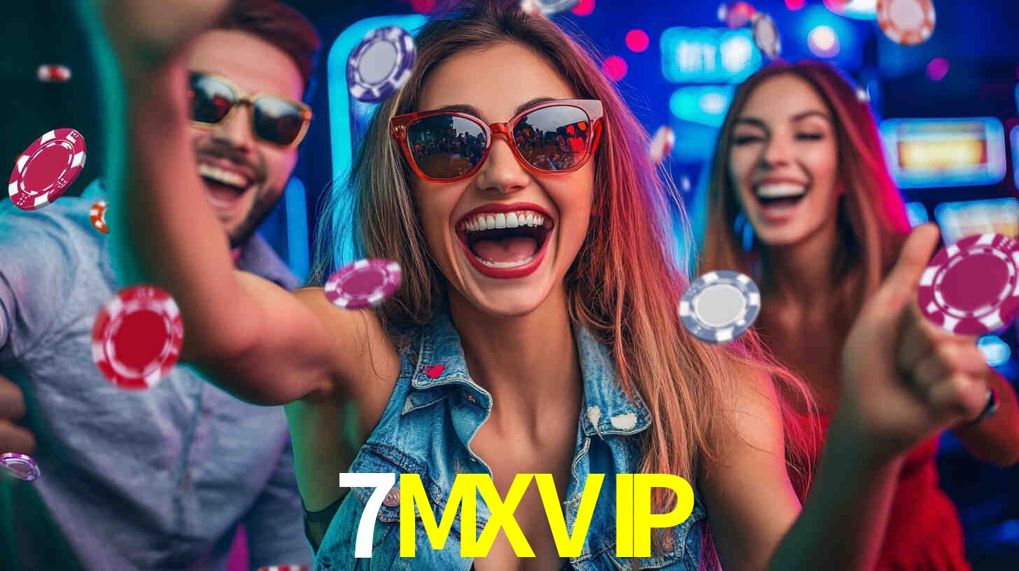 Una escena digital vívida inspirada en casino con 7MXVIP mostrado prominentemente, luces brillantes, fichas, cartas y acentos dorados.